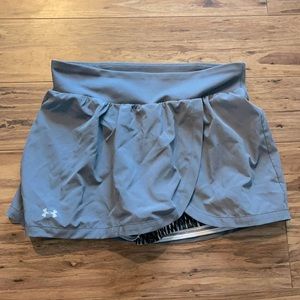 Under Armour Heat Gear Grey Skirt Skort Sz M EUC